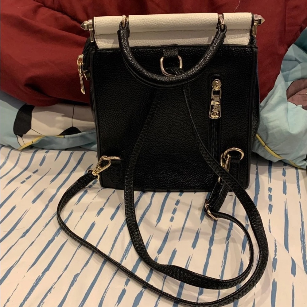 Mini Fashionable backpack - Picture 2 of 7